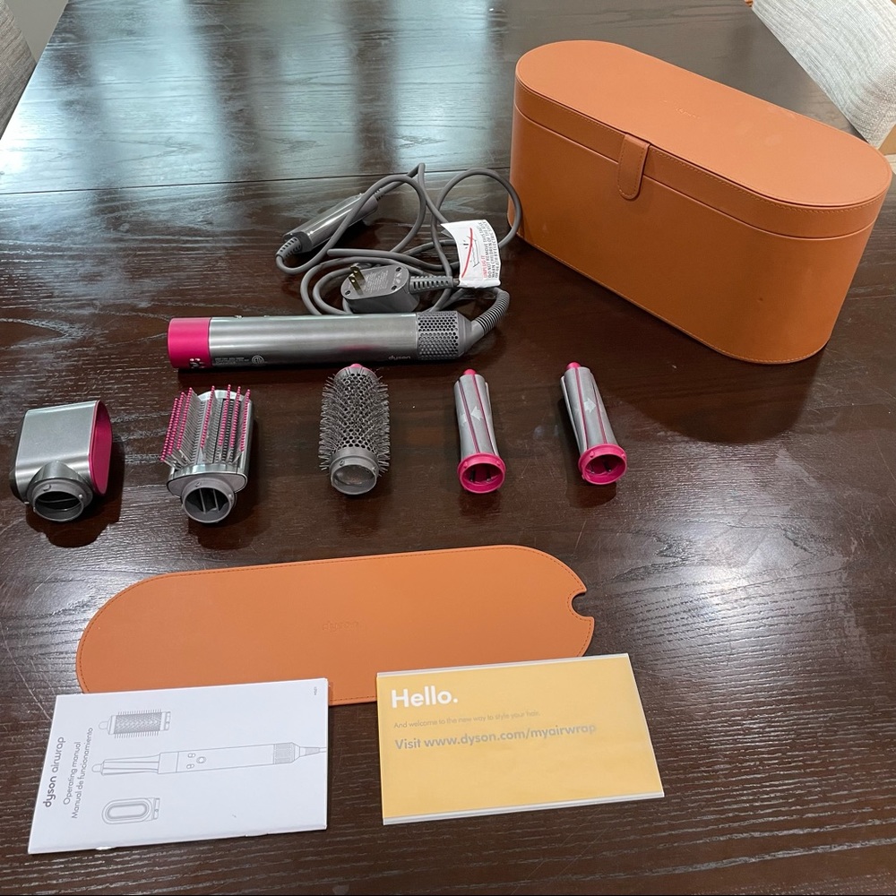 Dyson Airwrap Styler with Case